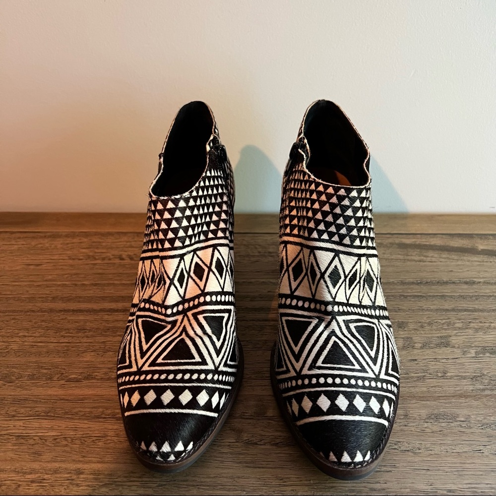 LUCKY BRAND PAMIRA BLOCK-HEEL ( NWOT)